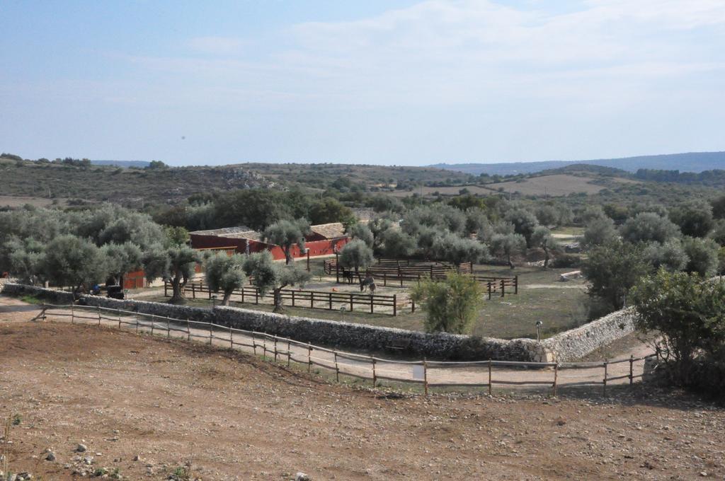 Agriturismo Agrimilo Villa Noto Exterior photo